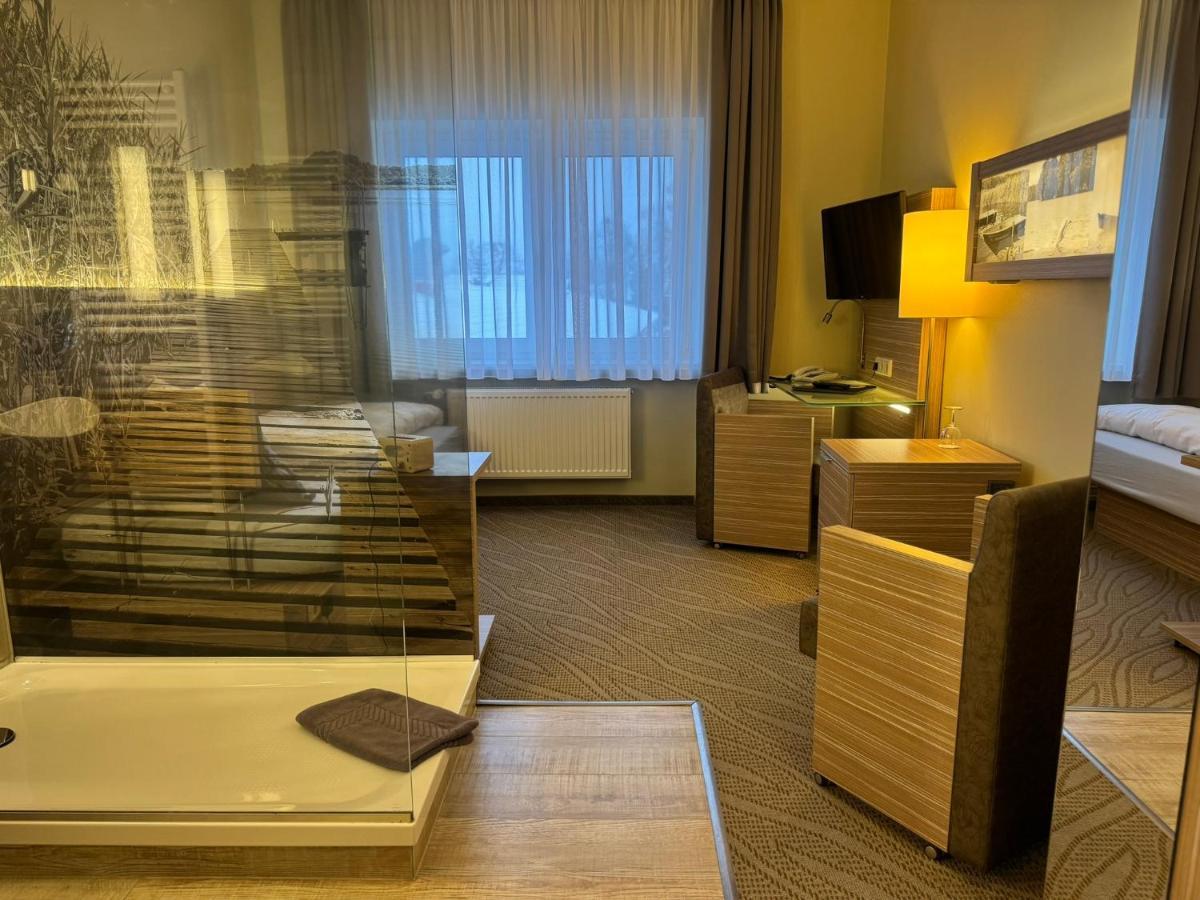 Hotel Am Untersee 3*